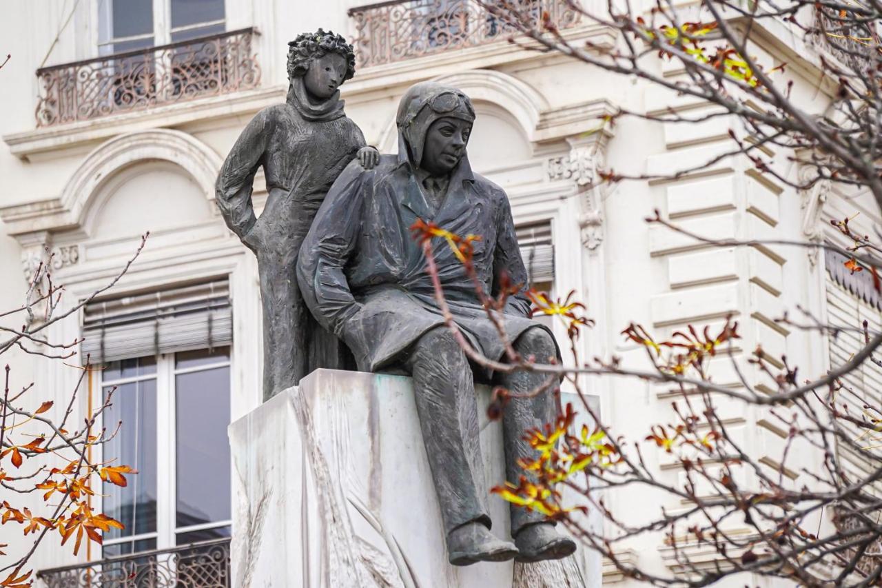 Dify Petit Prince - Place Bellecour Lyon Exterior photo
